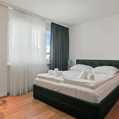 Magnifique Au Centre De Apartment *