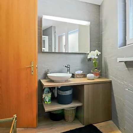 Magnifique Au Centre De